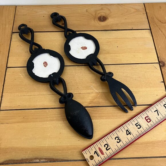 Cast Iron Decorative Spoon & Fork w/ Ceramic Tiles Vintage Kitchen Wall Hanging - Picture 4 of 6